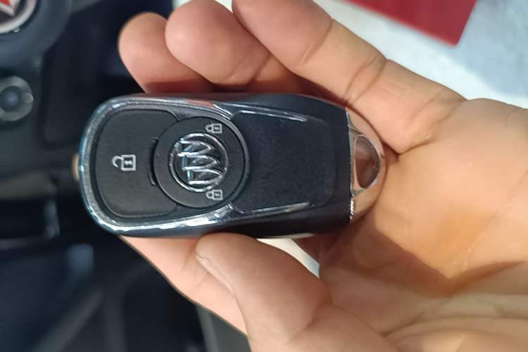 Used Buick GL6 2021 323T Mild Hybrid Connect Luxury Model Vehicle Key