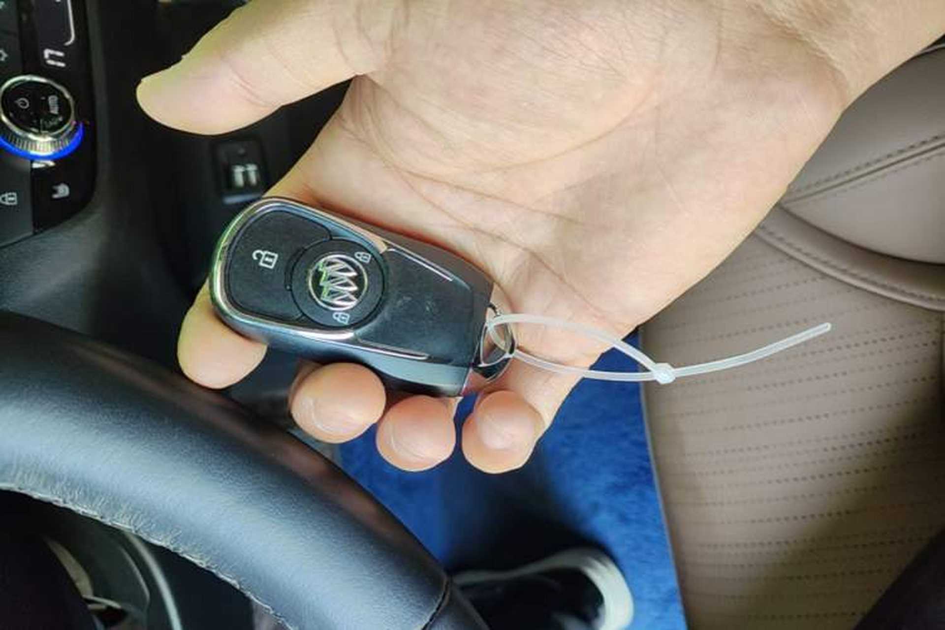 Used Buick GL6 2021 323T Mild Hybrid Connect Luxury Model Vehicle Key