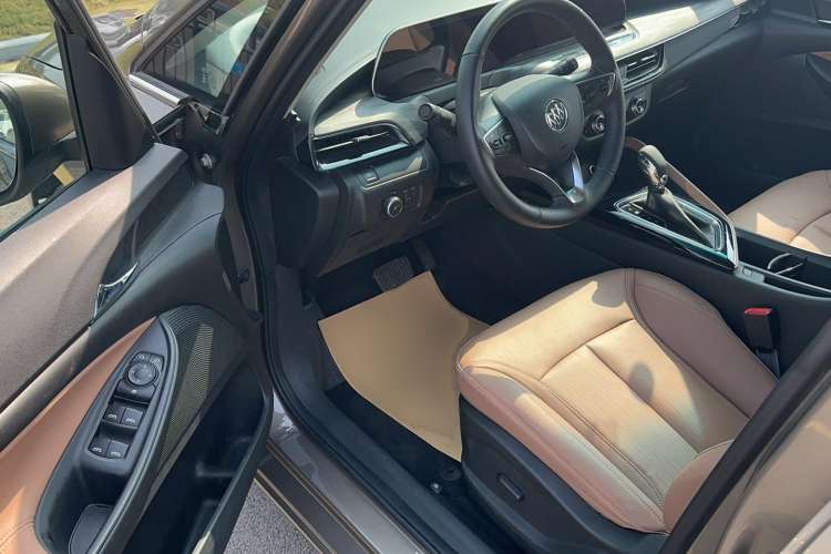 Used Buick GL6 2021 323T Mild Hybrid Connect Luxury Model Driver Seat