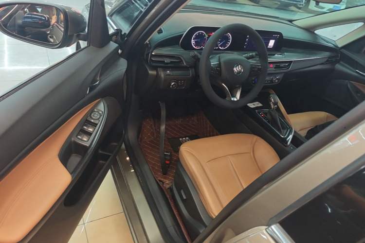 Used Buick GL6 2021 323T Mild Hybrid Connect Luxury Model Driver Seat