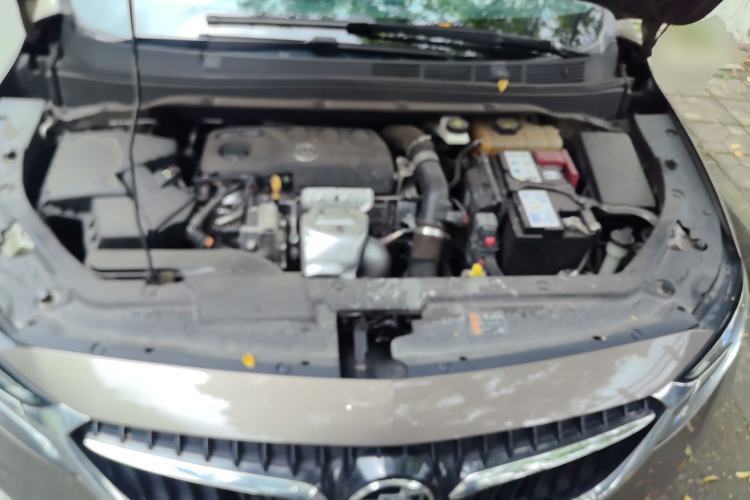 Used Buick GL6 2021 323T Mild Hybrid Connect Luxury Model Engine Bay
