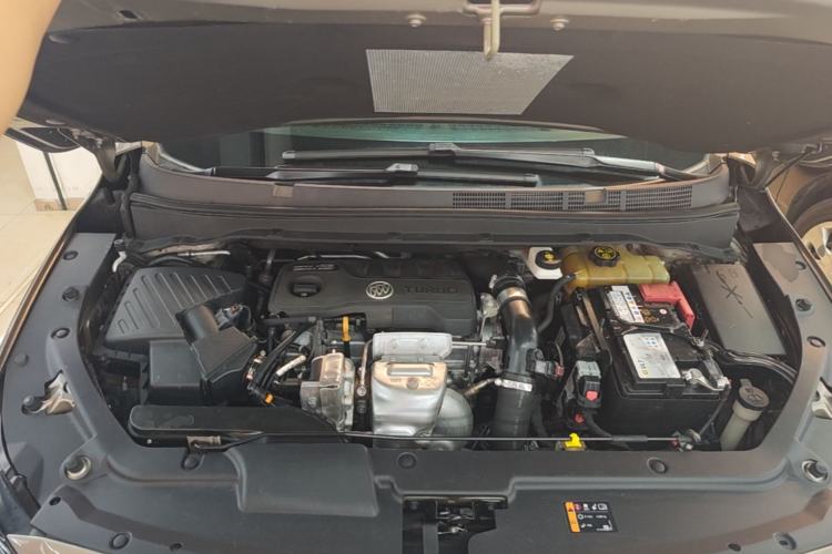 Used Buick GL6 2021 323T Mild Hybrid Connect Luxury Model Engine Bay