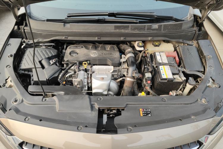 Used Buick GL6 2021 323T Mild Hybrid Connect Luxury Model Engine Bay