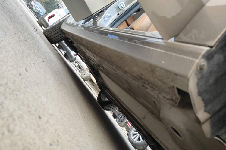 Used Buick GL6 2021 323T Mild Hybrid Connect Luxury Model Right Side Sill