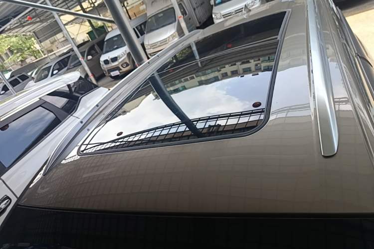 Used Buick GL6 2021 323T Mild Hybrid Connect Luxury Model Roof