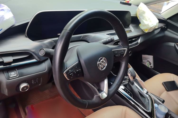Used Buick GL6 2021 323T Mild Hybrid Connect Luxury Model Steering Wheel