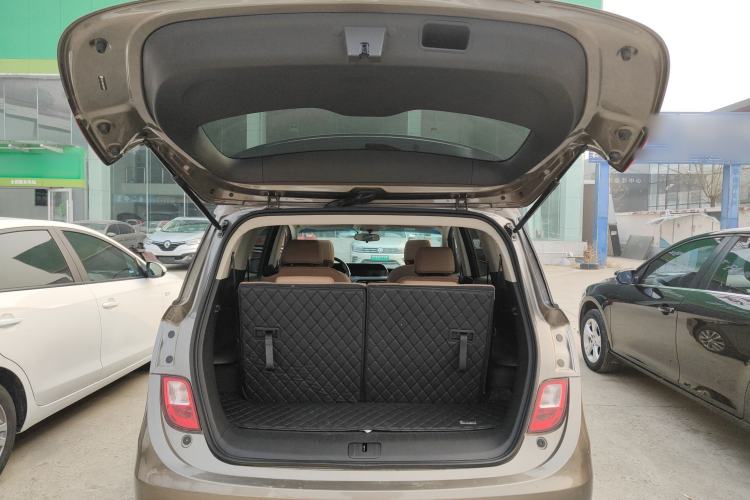 Used Buick GL6 2021 323T Mild Hybrid Connect Luxury Model Trunk
