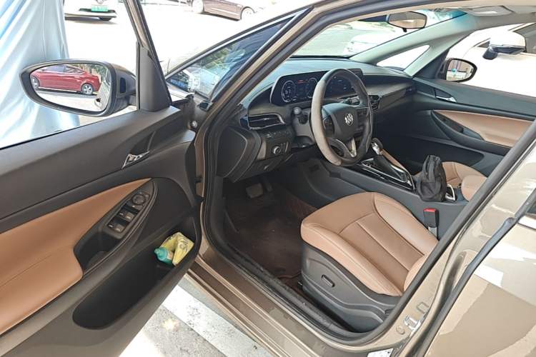 Used Buick GL6 2021 323T Mild Hybrid Connect Prestige Model Driver Seat