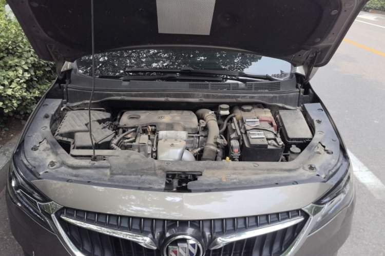 Used Buick GL6 2021 323T Mild Hybrid Connect Luxury Model Engine Bay