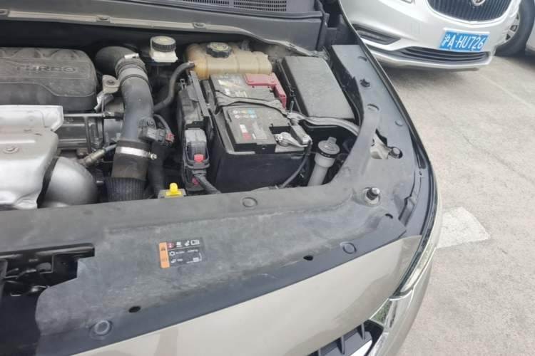 Used Buick GL6 2021 323T Mild Hybrid Connect Prestige Model Engine Bay Left