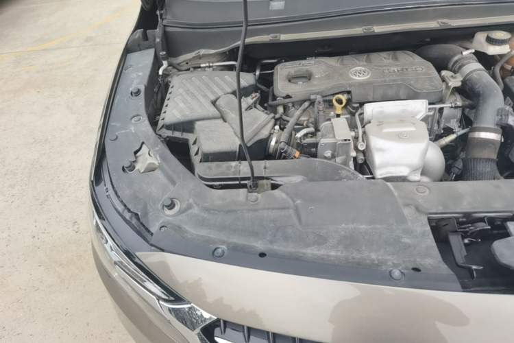 Used Buick GL6 2021 323T Mild Hybrid Connect Prestige Model Engine Bay Right
