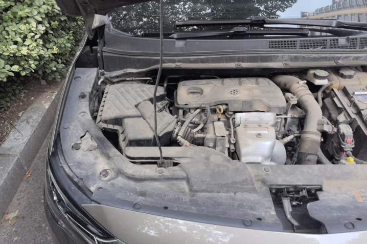 Used Buick GL6 2021 323T Mild Hybrid Connect Luxury Model Engine Bay Right
