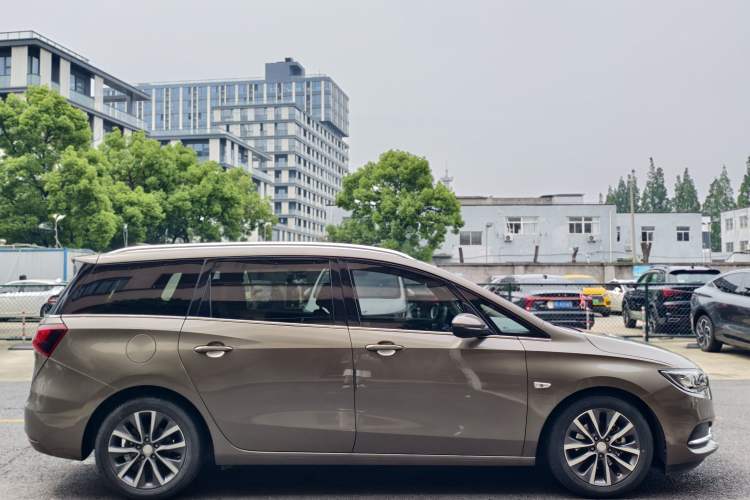 Used Buick GL6 2021 323T Mild Hybrid Connect Prestige Model Exterior 4