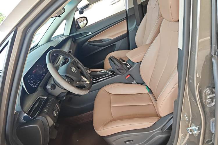 Used Buick GL6 2021 323T Mild Hybrid Connect Prestige Model Left Front Seat