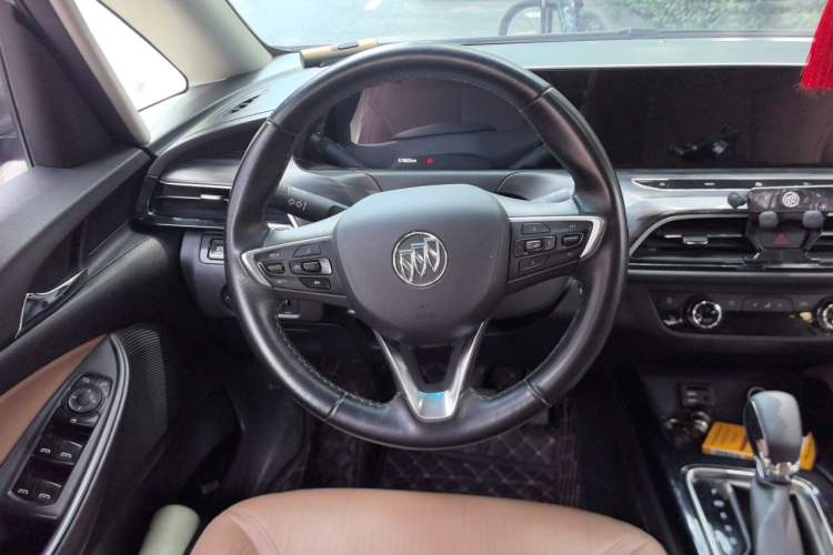 Used Buick GL6 2021 323T Mild Hybrid Connect Luxury Model Steering Wheel