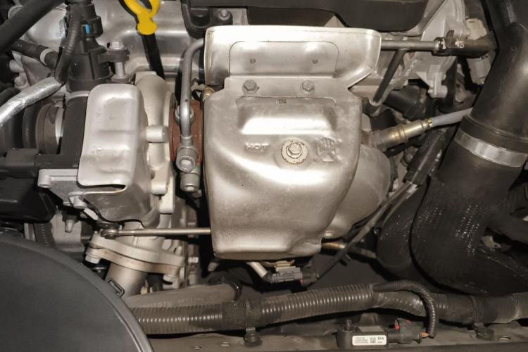 Used Buick GL6 2021 323T Mild Hybrid Connect Prestige Model Engine Bay