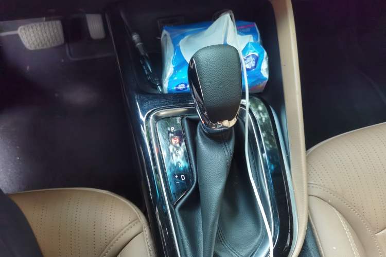 Used Buick GL6 2021 323T Mild Hybrid Connect Luxury Model Gear Lever