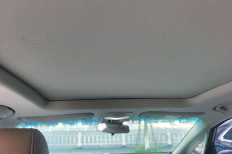 Used Buick GL6 2021 323T Mild Hybrid Connect Prestige Model Headliner