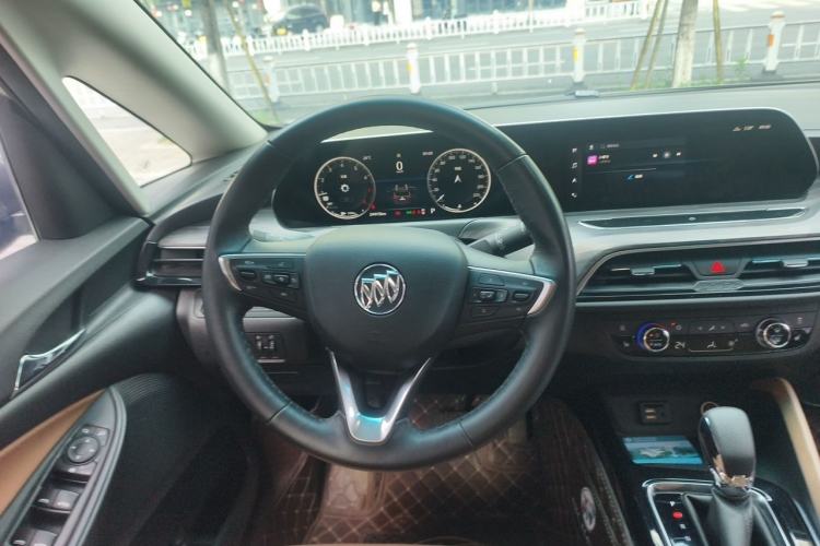 Used Buick GL6 2021 323T Mild Hybrid Connect Prestige Model Steering Wheel