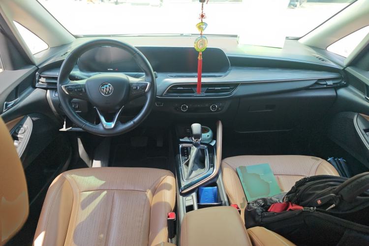 Used Buick GL6 2021 323T Mild Hybrid Connect Luxury Model Center Console