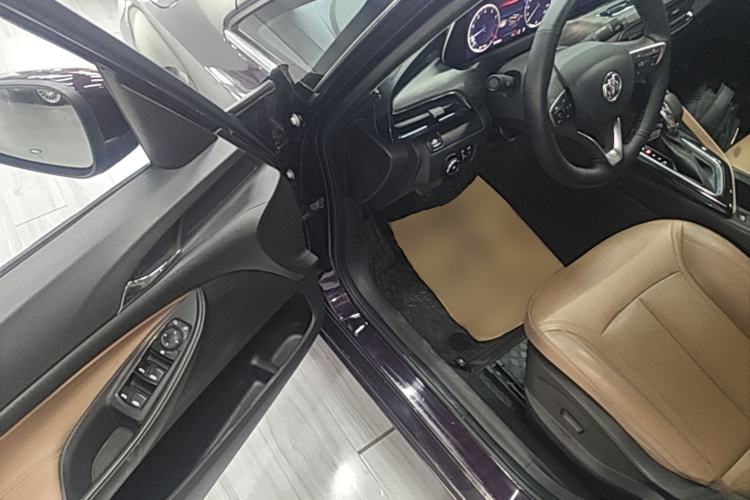 Used Buick GL6 2021 323T Mild Hybrid Connect Luxury Model Driver Seat
