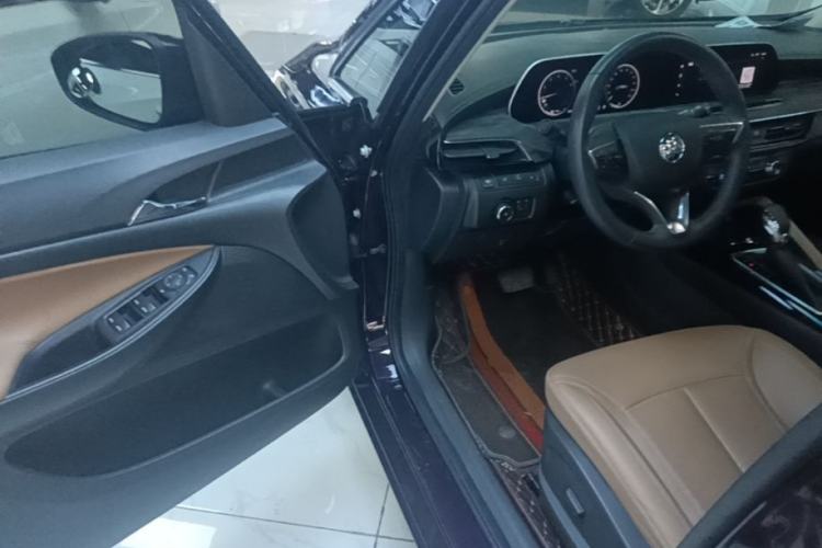 Used Buick GL6 2021 323T Mild Hybrid Connect Prestige Model Driver Seat