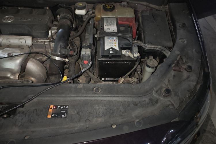 Used Buick GL6 2021 323T Mild Hybrid Connect Luxury Model Engine Bay Left