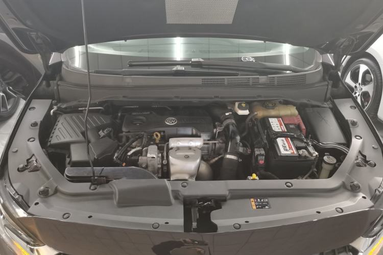 Used Buick GL6 2021 323T Mild Hybrid Connect Luxury Model Engine Bay