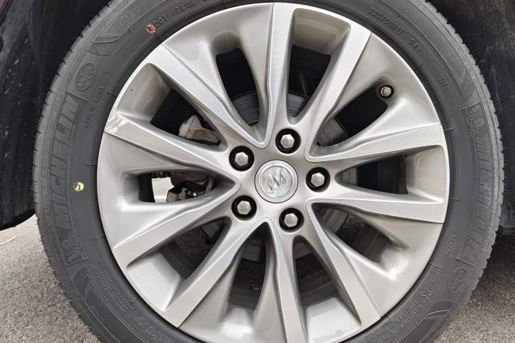 Used Buick GL6 2021 323T Mild Hybrid Connect Luxury Model Exterior 7