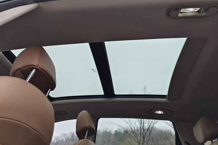 Used Buick GL6 2021 323T Mild Hybrid Connect Luxury Model Headliner
