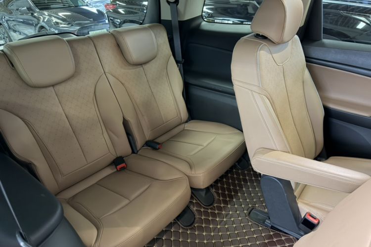 Used Buick GL6 2021 323T Mild Hybrid Connect Prestige Model Interior 3