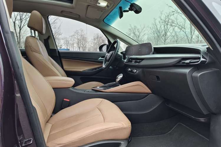 Used Buick GL6 2021 323T Mild Hybrid Connect Luxury Model Interior 4