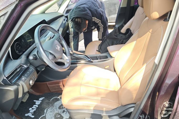 Used Buick GL6 2021 323T Mild Hybrid Connect Prestige Model Left Front Seat