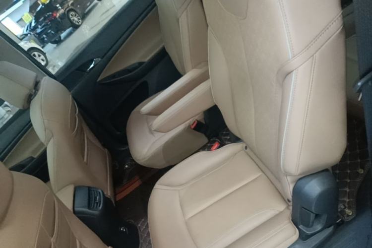 Used Buick GL6 2021 323T Mild Hybrid Connect Prestige Model Left Rear Seat