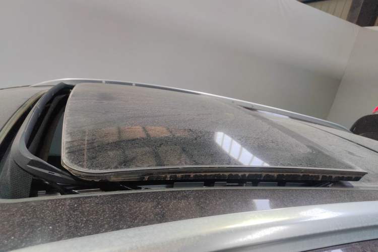 Used Buick GL6 2021 323T Mild Hybrid Connect Luxury Model Roof