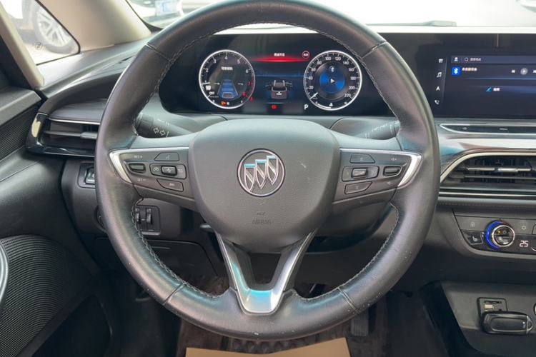 Used Buick GL6 2021 323T Mild Hybrid Connect Prestige Model Steering Wheel