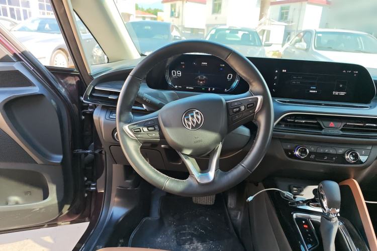 Used Buick GL6 2021 323T Mild Hybrid Connect Luxury Model Steering Wheel