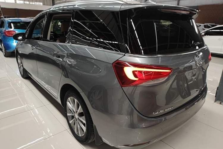 Used Buick GL6 2021 323T Mild Hybrid Connect Luxury Model Exterior 2