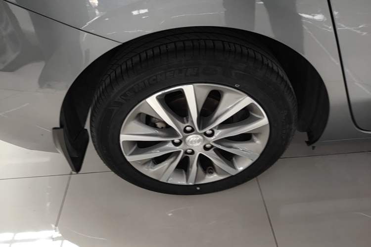 Used Buick GL6 2021 323T Mild Hybrid Connect Luxury Model Exterior 5