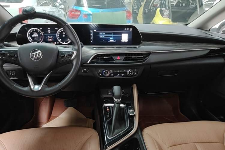 Used Buick GL6 2021 323T Mild Hybrid Connect Luxury Model Gear Lever