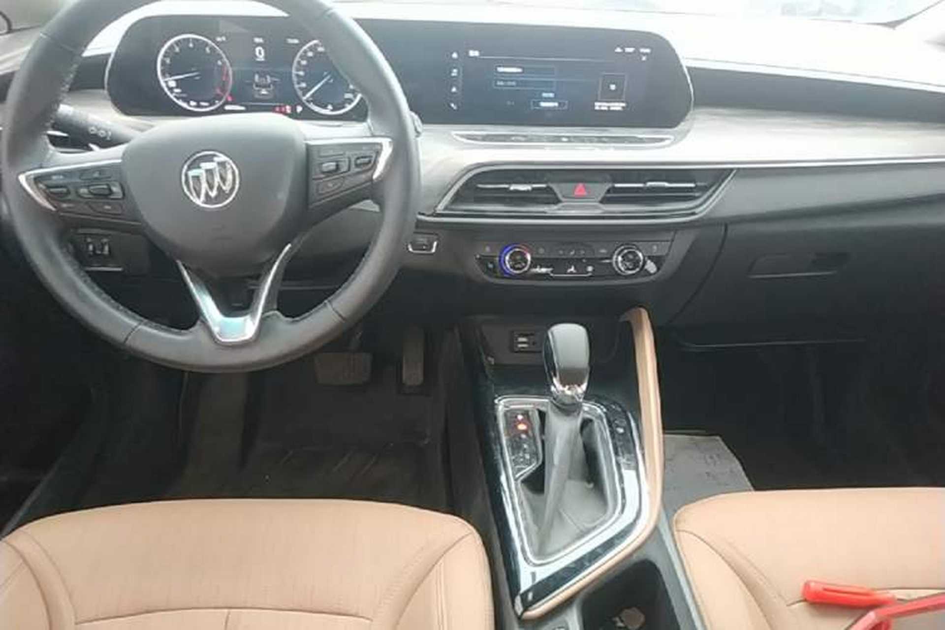 Used Buick GL6 2021 323T Mild Hybrid Connect Luxury Model Audio And AC Panel