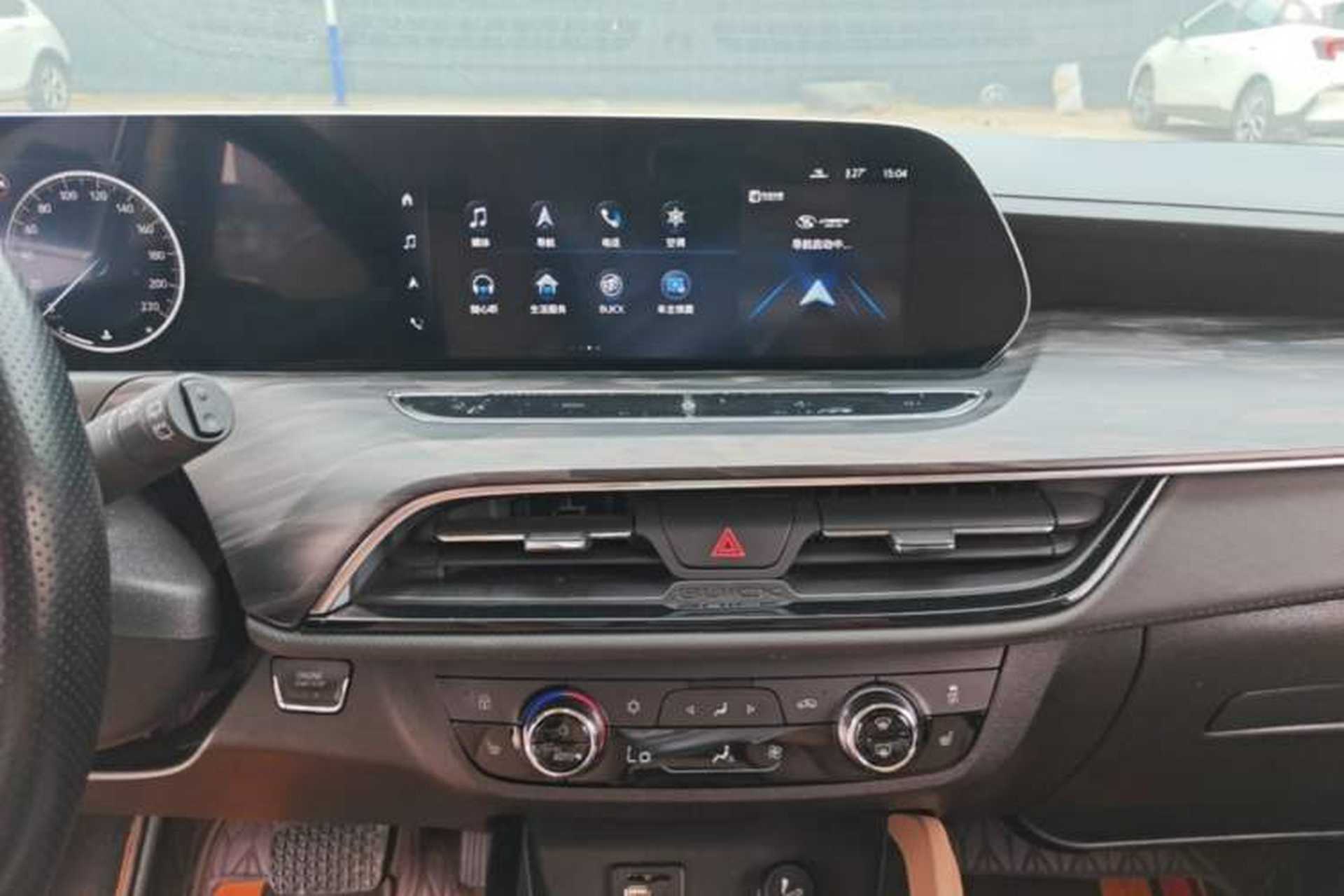 Used Buick GL6 2021 323T Mild Hybrid Connect Luxury Model Audio And AC Panel