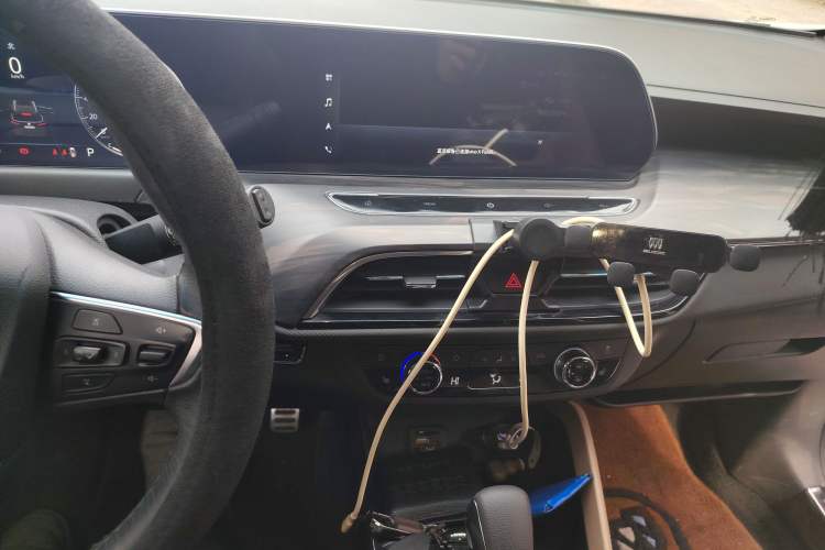 Used Buick GL6 2021 323T Mild Hybrid Connect Luxury Model Audio And AC Panel