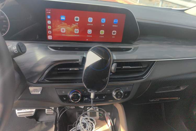 Used Buick GL6 2021 323T Mild Hybrid Connect Luxury Model Audio And AC Panel