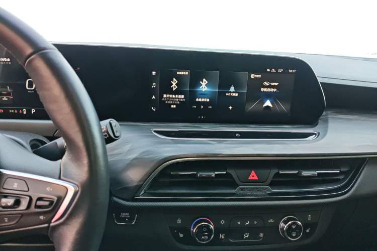 Used Buick GL6 2021 323T Mild Hybrid Connect Prestige Model Audio And AC Panel