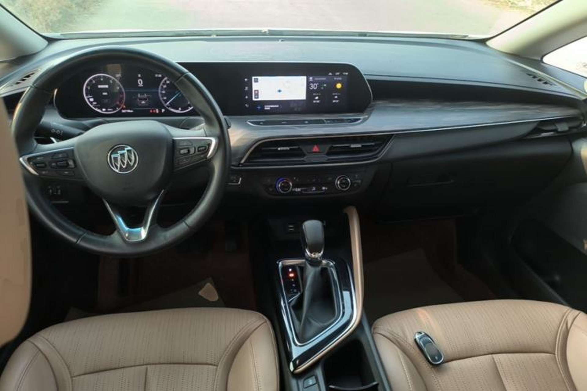 Used Buick GL6 2021 323T Mild Hybrid Connect Luxury Model Center Console