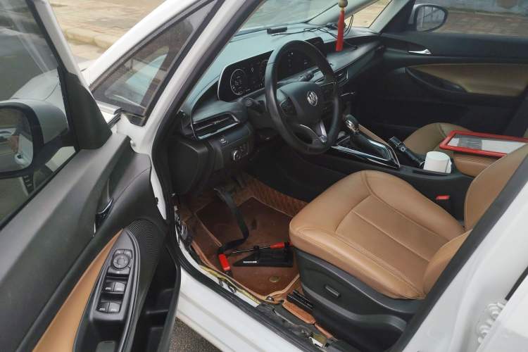 Used Buick GL6 2021 323T Mild Hybrid Connect Luxury Model Driver Seat