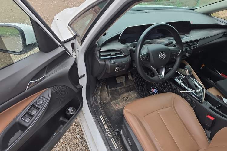 Used Buick GL6 2021 323T Mild Hybrid Connect Luxury Model Driver Seat