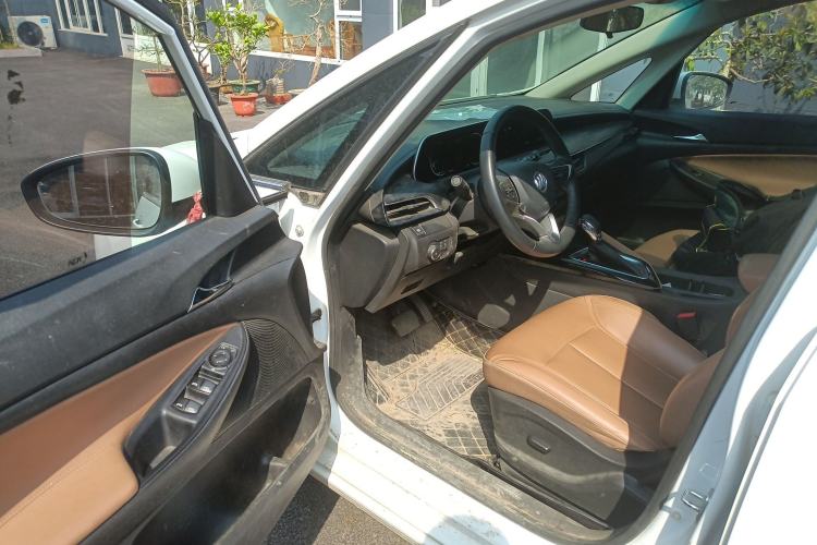 Used Buick GL6 2021 323T Mild Hybrid Connect Luxury Model Driver Seat
