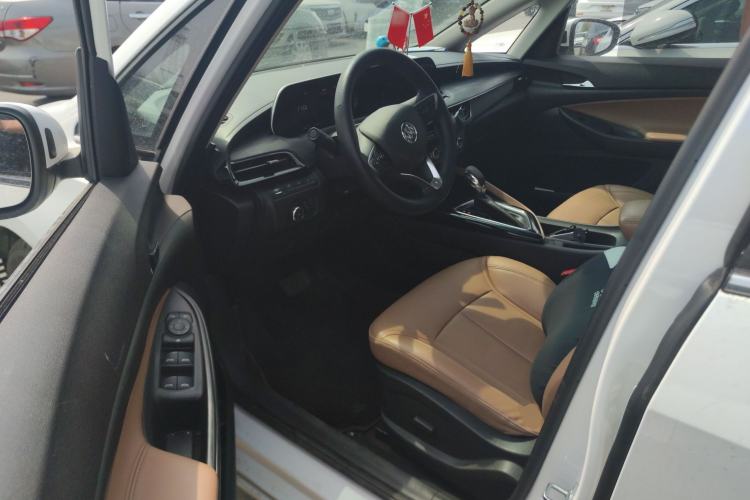 Used Buick GL6 2021 323T Mild Hybrid Connect Prestige Model Driver Seat